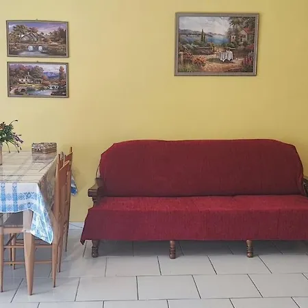 Apartament διαμέρισμα φένιας δίπλα στην θάλασσα *